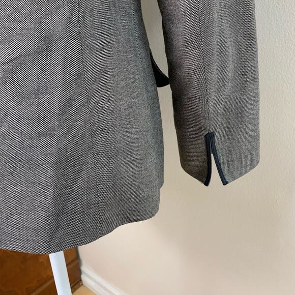 Kasper Size 10 Women's Blazer Jacket Gray with Black Trim Career Work - Picture 10 of 13
